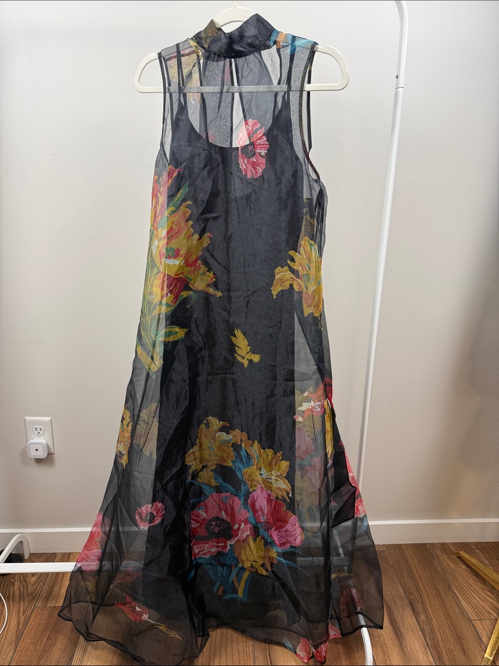 ๐ NWT CAARA Alette Dress (M)